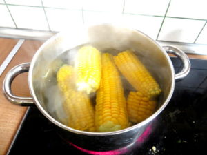 jak gotować kukurydze